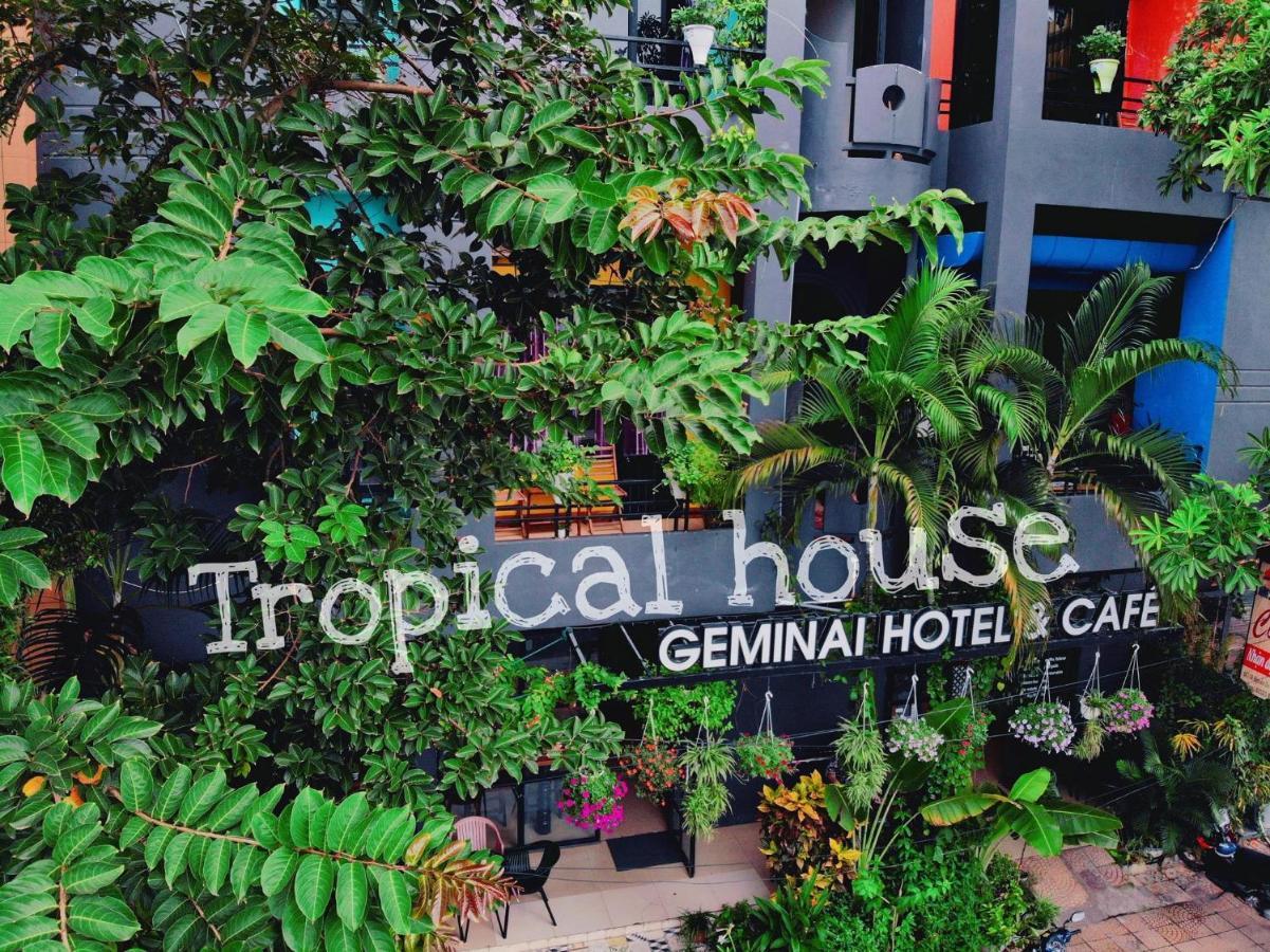 Geminai Hotel&Café Dong Hoi Exterior foto